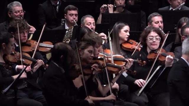 Grande successo del concerto di Capodanno al Petrarca. Il 3 e 4 gennaio in onda su Arezzo TV - 9HFWkYe_Zag