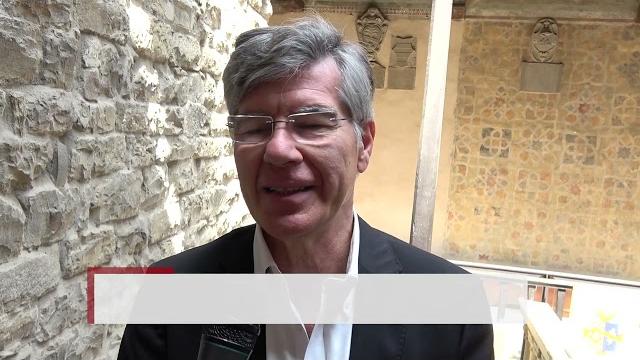 Educazione civica, Simona Bonafè in cattedra per parlare di Europa - AOy6dO-RA3c