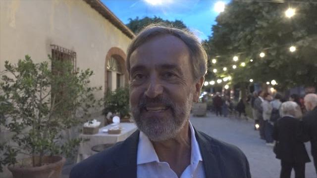 Carlo Vecce presenta ad Arezzo "Il sorriso di Caterina: La madre di Leonardo" - GVd8vl6wRLc