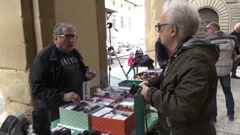 Arezzo omaggia la fotografia “vintage”: domenica 19 aprile torna Foto Antiquaria - HqVrnMsKH1M