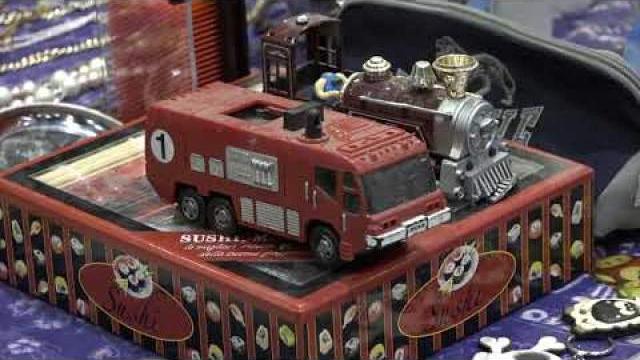 Arezzo, al via l'edizione 2023 del "Mercato delle pulci" - Knv0ZH_BZxs