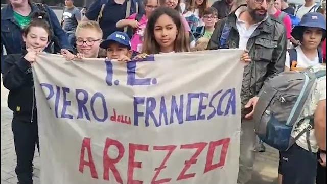 GMB: Arezzo presente da Papa Francesco con l'I.C. Piero della Francesca - MY7Cpl8Xnu4