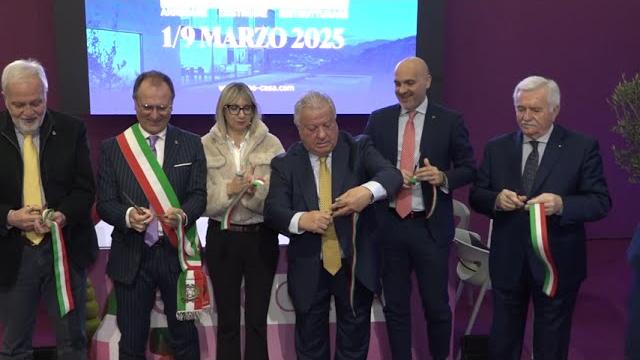 Al via Expo Casa 2025, fino al 9 marzo tutto per la casa e i complementi d'arredo - XbmAOmPlcyU
