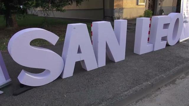 San Leo da vivere, ancora un successo per la grande festa del commercio - Y77BzVheY70