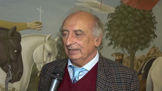 Giulio Guidorizzi chiude "Temi del Nostro Tempo" al Circolo Artistico di  Arezzo - _l3jM-YusuE