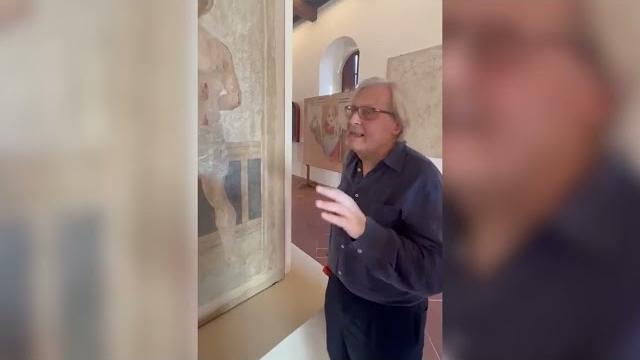 Sgarbi a Sansepolcro, rilancia su San Sebastiano: "Un'idea di Piero della Francesca" - aTxEYVBsYXE