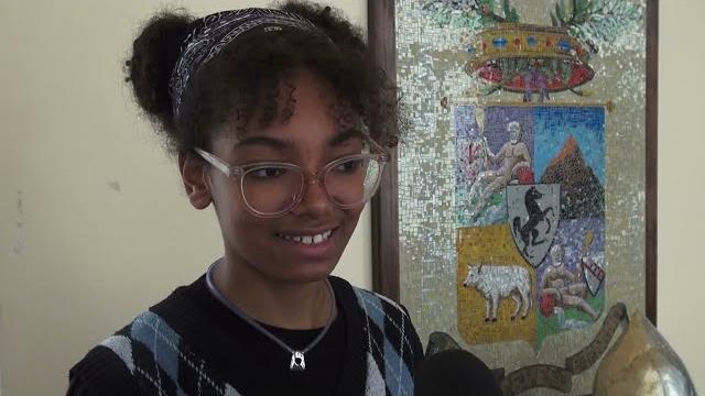 La provincia di Arezzo ricorda la giornata internazionale contro la violenza sulle donne - gcUhtccjAl4