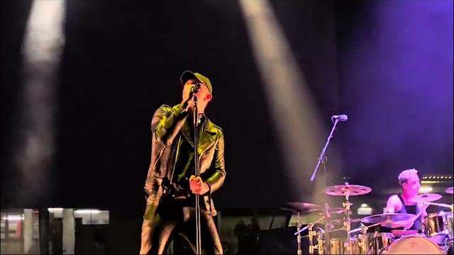 Cortona Comix: stadio in delirio per Clara, Achille Lauro e Alfa - lzhVVHlLWjA