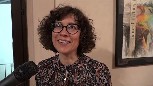 Alla Camu una Masterclass sul Coro Mani Bianche - mTEY_rQ2G_Q