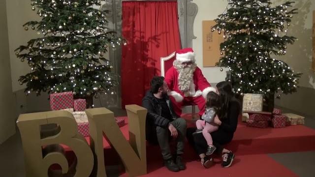 Arezzo "Città del Natale", via il mercato tirolese. Un anno da record - y_PiRdBV1yM