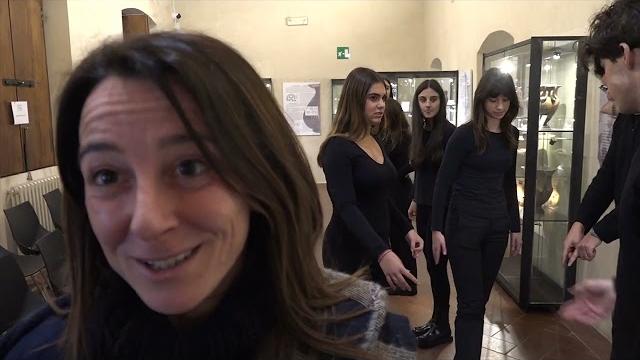 “Nelle pieghe del tempo” al Museo Archeologico Nazionale “Gaio Cilnio Mecenate” - yiXYjfdPW4w