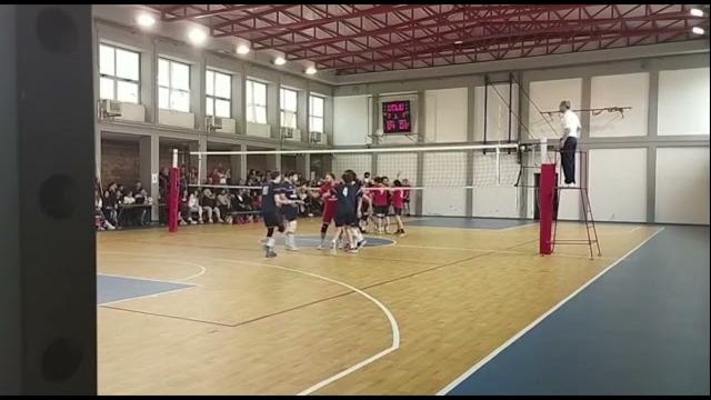 Il Volley Arezzo compie l'impresa a Certaldo - 9oItPvSjq4g