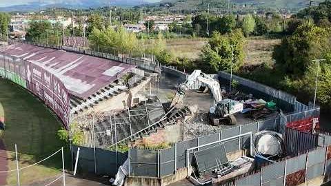 Iniziano i lavori di demolizione dello stadio Comunale 